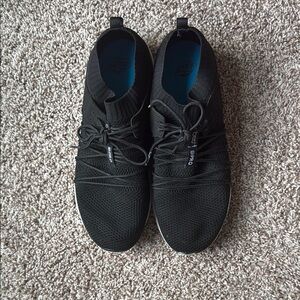 Abeo Pro Black Knit Sneakers